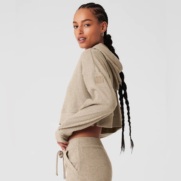 NWT ALO Yoga Muse Hoodie in Gravel Heather | size S - Picture 3 of 9